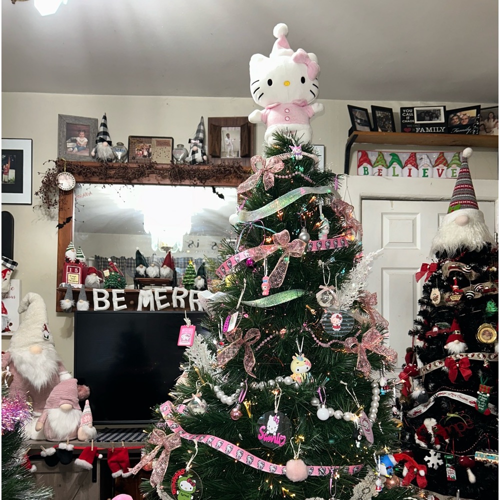 Handmade Hello Kitty & Friends Fiber Optic Christmas Tree
